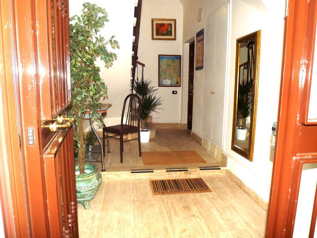 Villa Lanusei - Rome — Foto 1